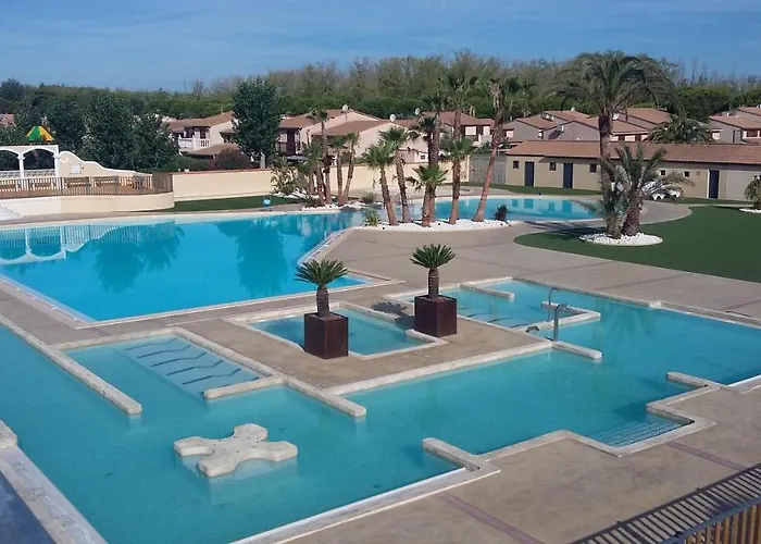Domaine De A 600m De La Climatisee Wifi 3 7 Couchages Animations Et Piscines En Supplement - Lrtamw29